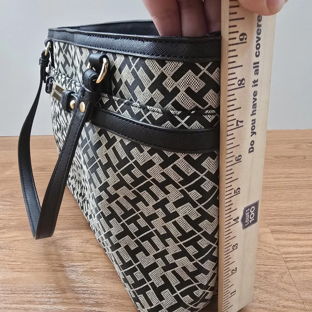 Tommy Hilfiger Monogram Shopper Tote Shoulder Bag Black White Logo Gold Hardware